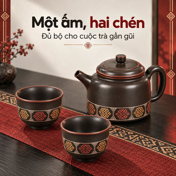 Ấm Nê Hưng · Hoa Nở Dọc Đường