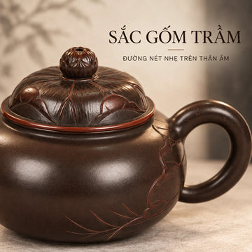 Ấm Nê Hưng · Hà Vận
