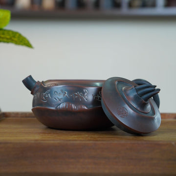 Ấm Nê Hưng · Xuân Phong Đắc Ý