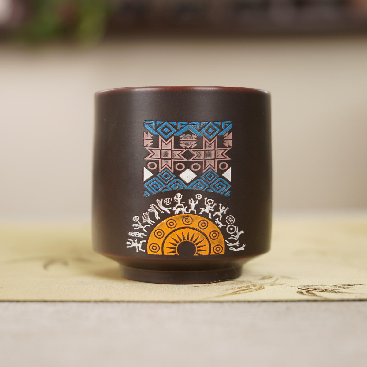 Chén Nê Hưng · Hoa Sơn