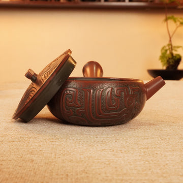 Ấm Nê Hưng · Tận Hoan
